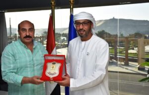 محافظ أسوان يستقبل وفد مؤسسة زايد العليا لأصحاب الهمم على هامش زيارتهم لمراكز التخاطب وتنمية المهارات