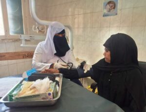 إجراء الكشف والعلاج المجانى لـ 3219 مواطن ومواطنة بالقوافل الطبية بقرى بنبان قبلى بدراو والحصايا بإدفو