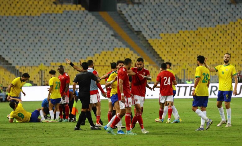 نهايه الشوط الاول بالتعادل السلبي بين الاهلي والاسماعيلي 