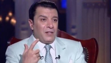 مصطفى كامل ينعي أحمد الشوكي: لم يأخذ ما يستحق من نجاح في هذه المهنة الغدارة