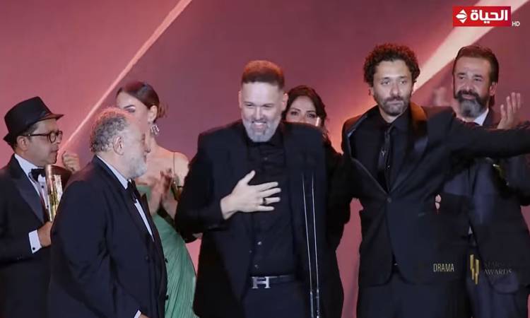 يسعدنا إنه مازال موجود.. تعليق أبناء محمود عبد العزيز عن تكريم والدهم بمهرجان القاهرة للدراما