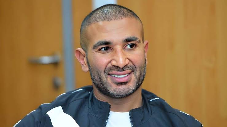 أحمد سعد: «أنا نسيت آخد دواء النرجسية.. ومبسوط منيّ أوي الفترة الي فاتت»