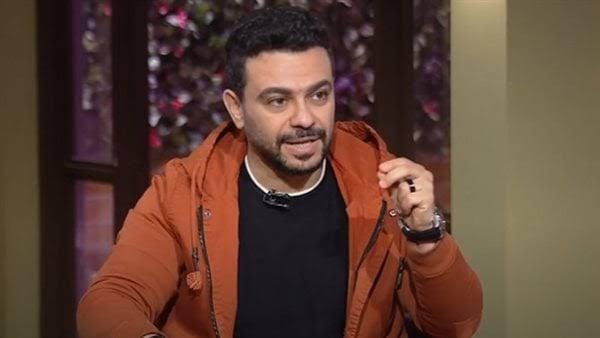 كريم الحسيني: المنصات الإلكترونية خطوة عظيمة.. ومستحيل الذكاء الاصطناعي يطلع إحساس شيرين عبد الوهاب