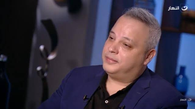 تامر عبد المنعم يعلق على انسحاب محمد سلام من موسم الرياض: عادل إمام علمنا أن المسرح رسالة كفاية مزايدات وإهانة للفن