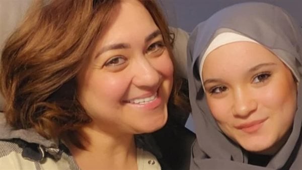 مروة عبد المنعم: فخورة بـ بنتي اتحجبت وأنا لسة.. كفاية تنمر ربنا اللي هيحاسبني