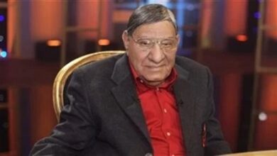 ابنة مفيد فوزي: والدي كان نفسه يعمل حوار مع عبلة كامل ومقدرش.. كان مؤمن بيها