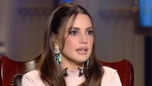 درة: لازال الشعب الفلسطيني يعاني من ظلم وقهر والكلمات أصبحت عاجزة عن وصف الوجع