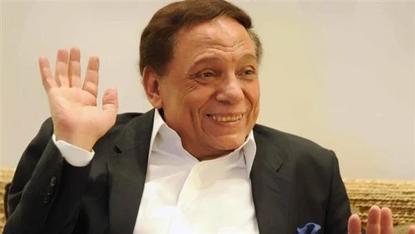 محامي عادل إمام: الضرائب تطالبنا بدفع أكثر من 6 ملايين جنيه كقيمة مضافة عن 3 مسلسلات