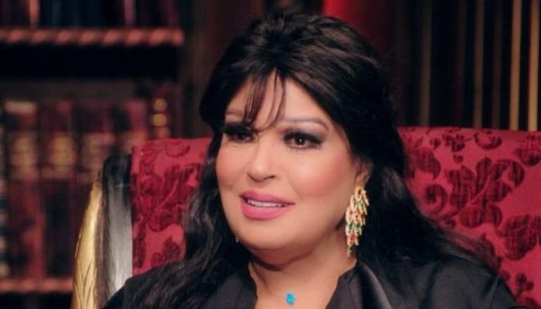 مش عاجبني الميعاد ده.. فيفي عبده ترد على توقعات ليلى عبد اللطيف بوفاتها في الـ 80