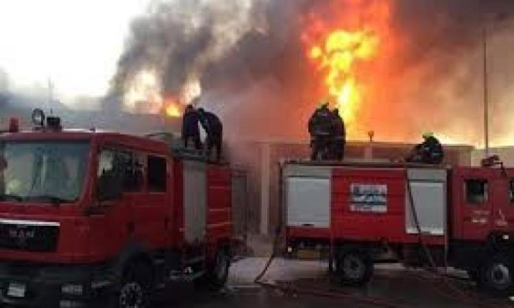 اندلاع حريق بمخزن خرده هائل فى المنيا