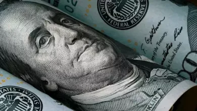تباين سعر الدولار أمام الجنيه في بداية تعاملات اليوم بعدة بنوك