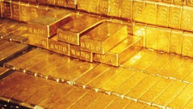 الذهب يتقلب.. أسعار اليوم تصدم الأسواق