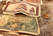 الدولار مستقر في أول أيام العيد رغم التراجع