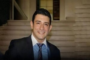 حفيد نوال الدجوي عمرو الدجوي ينعى شقيقه الراحل بكلمات مؤثرة ويحيي ذكرى ميلاد والده