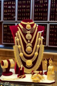 تراجع مفاجئ في أسعار الذهب بمصر منتصف تعاملات اليوم