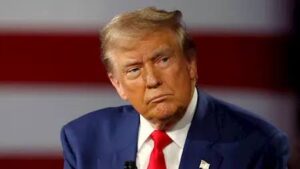 مضيق هرمز على صفيح ساخن بعد تهديدات ترامب العسكرية