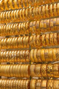 قفزة تاريخية تضرب الذهب.. عيار 21 يسجل رقمًا صادمًا